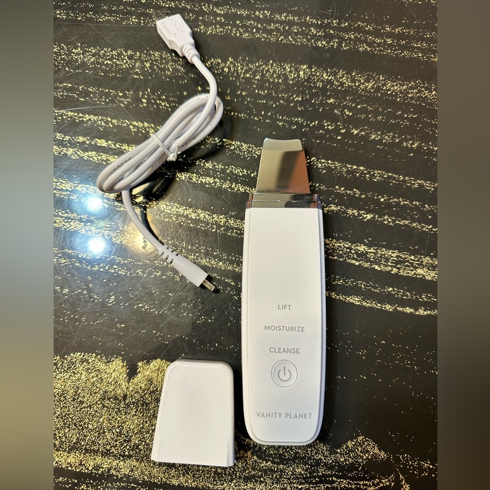 Vanity Planet ultrasonic exfoliating skin scrubber